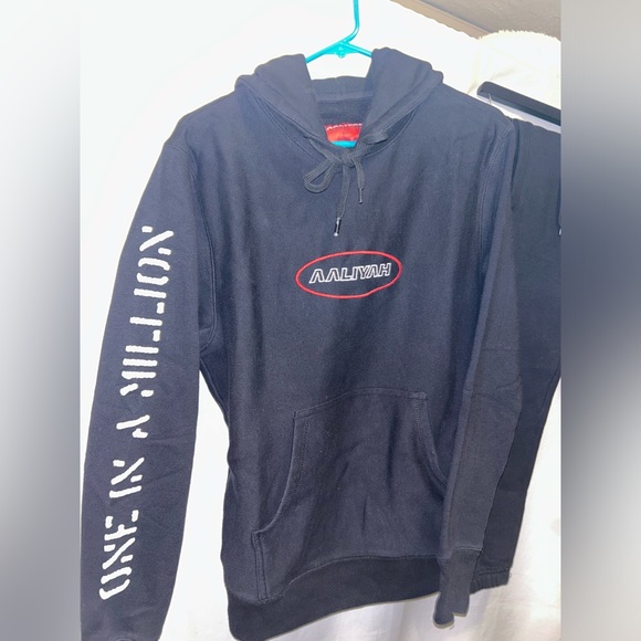 Aaliyah two piece set - Picture 1 of 11